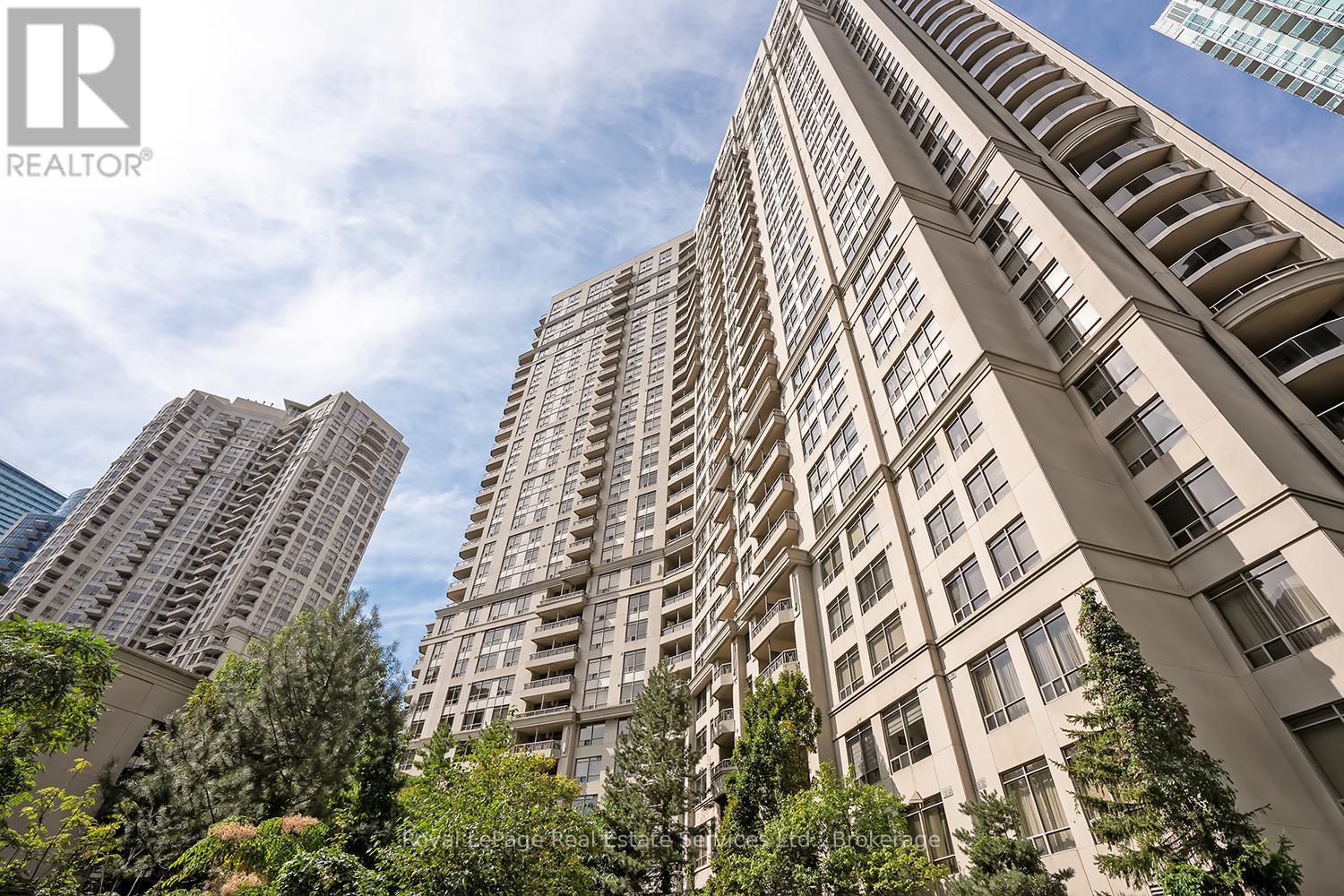 632 3888 Duke Of York Blvd, Mississauga, ON L5B 4P5