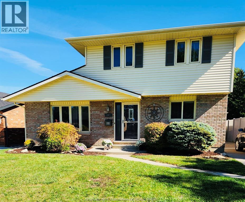 147 St Michael Ave, Chatham, ON N7M 6A8