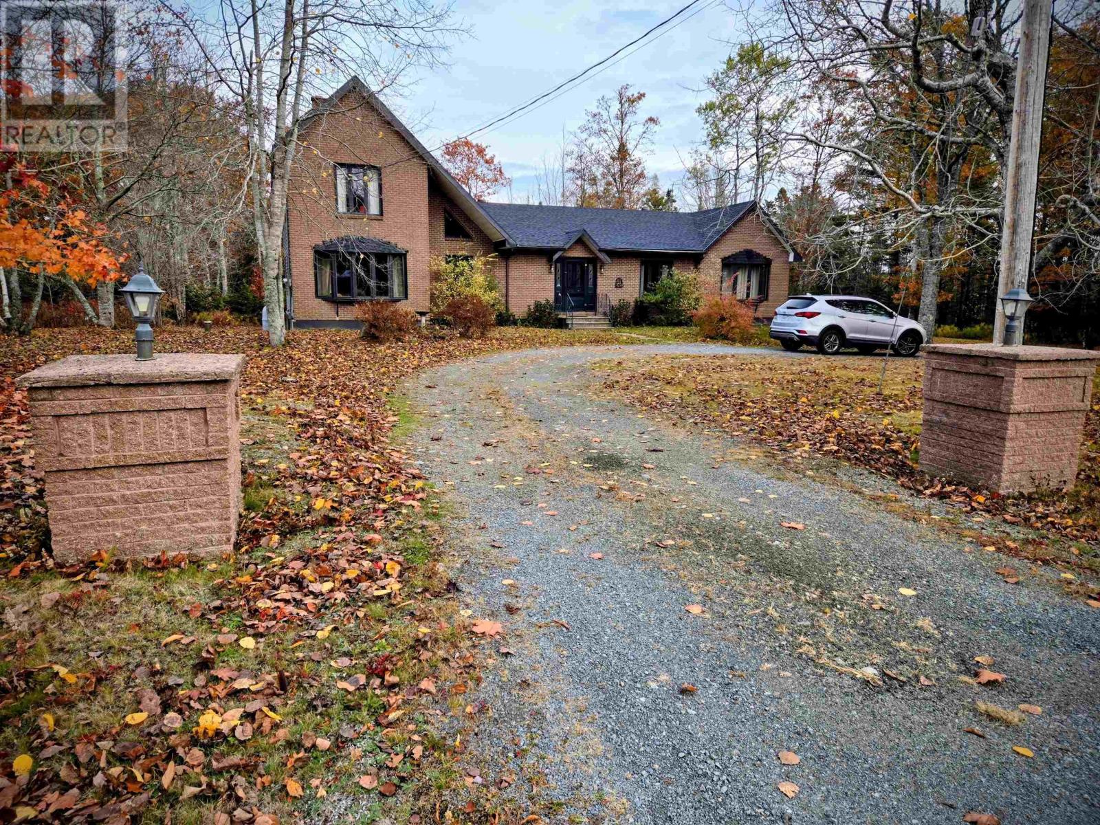 3852 Highway 208, Colpton, NS B0R 1E0