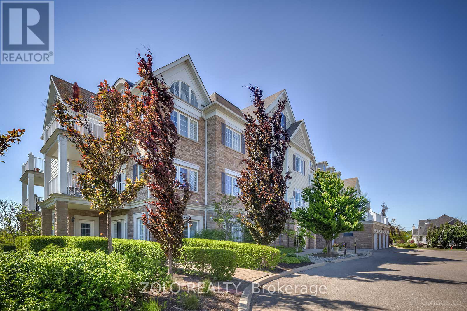 301 395 Lakebreeze Dr, Clarington, ON L1B 1M8