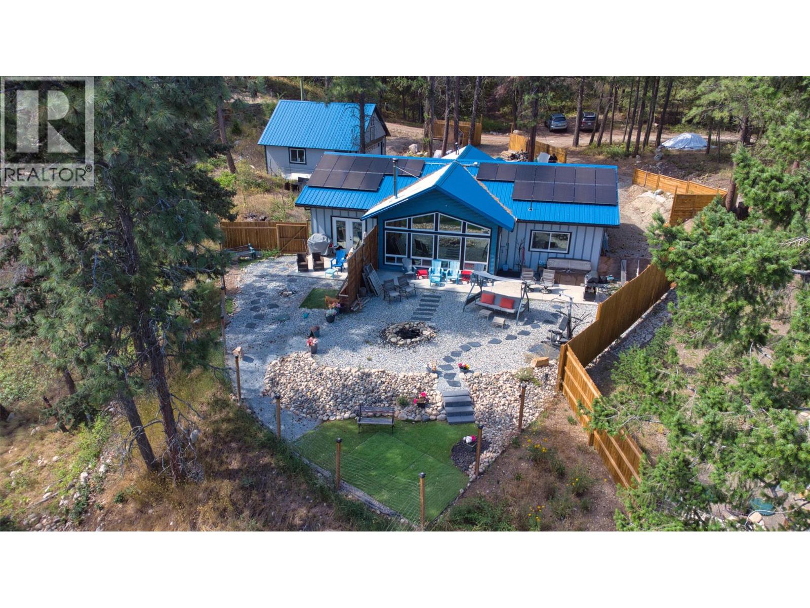 10795 Westshore Rd, Vernon, BC V1H 2C3