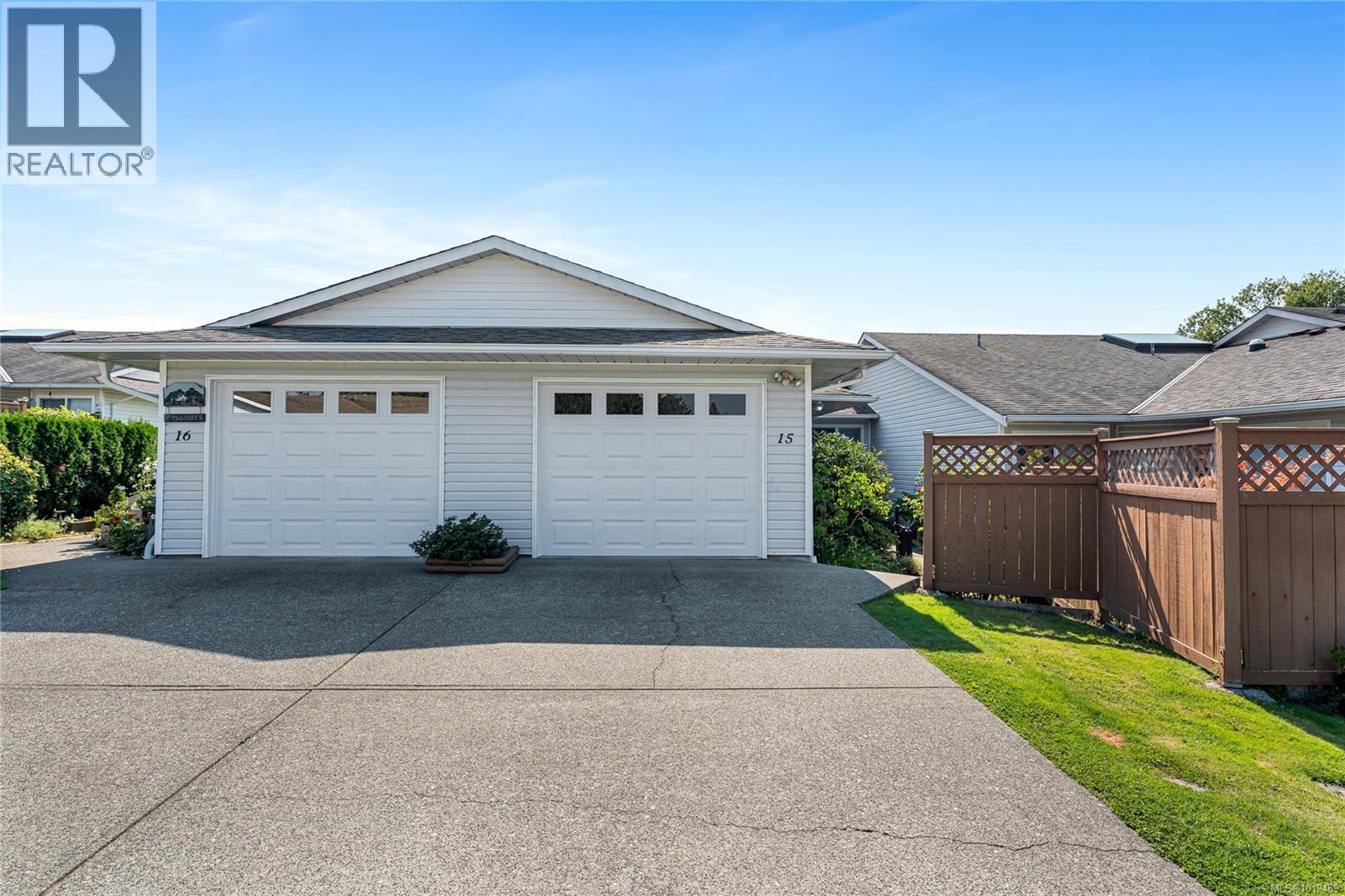 4125 Interurban Rd Unit 15 Rd, Saanich, BC V8Z 4W8