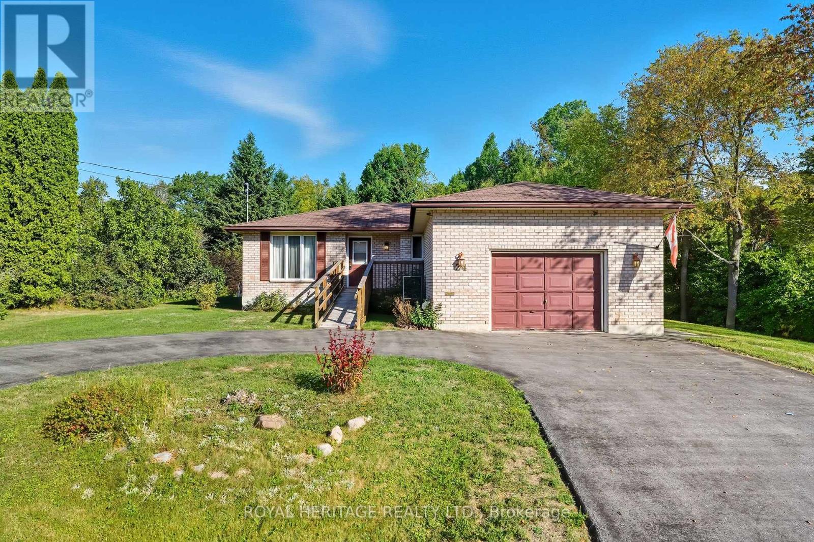 24 Butler St W, Brighton, ON K0K 1H0