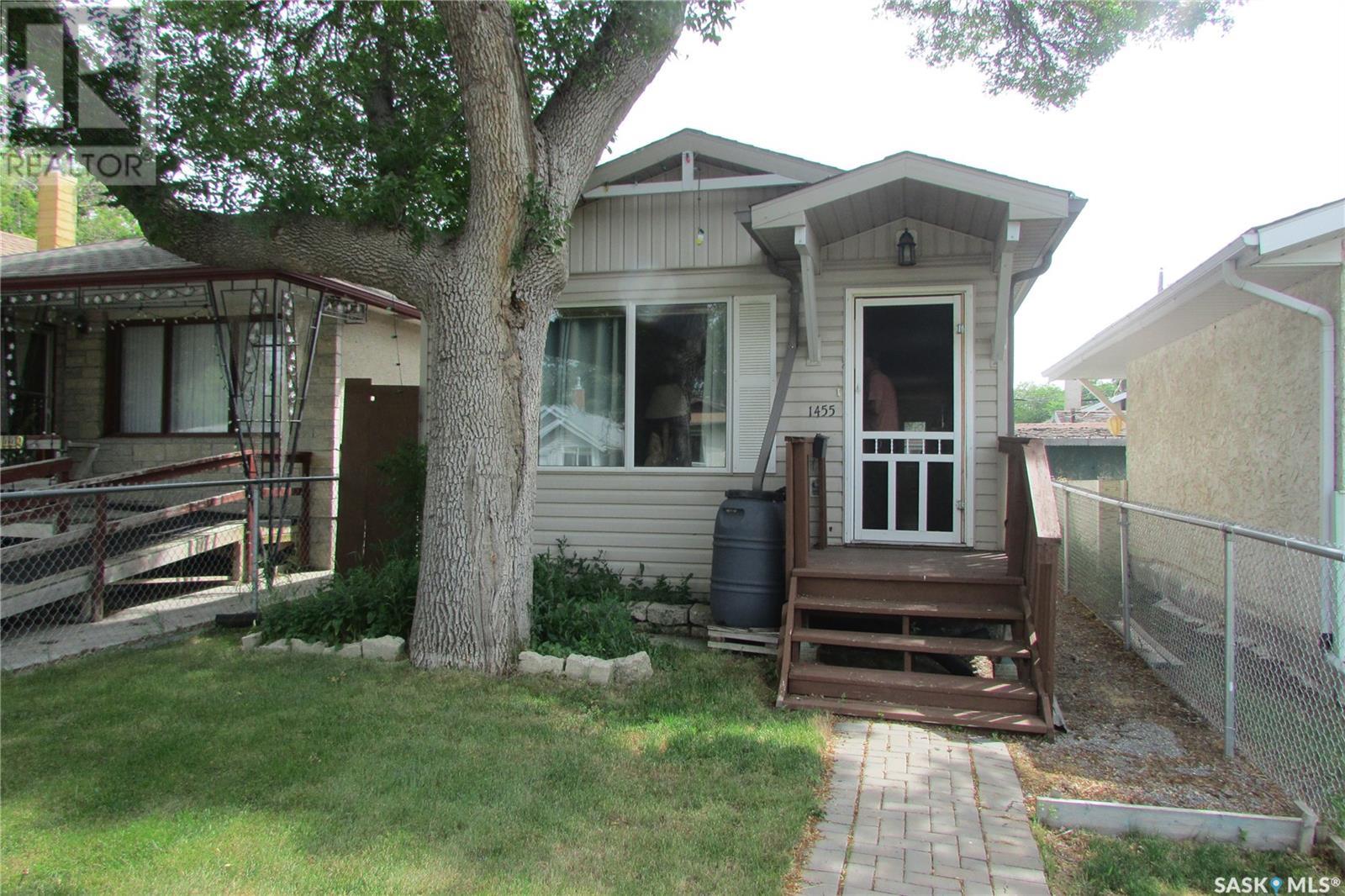 1455 Connaught St, Regina, SK S4T 4T1