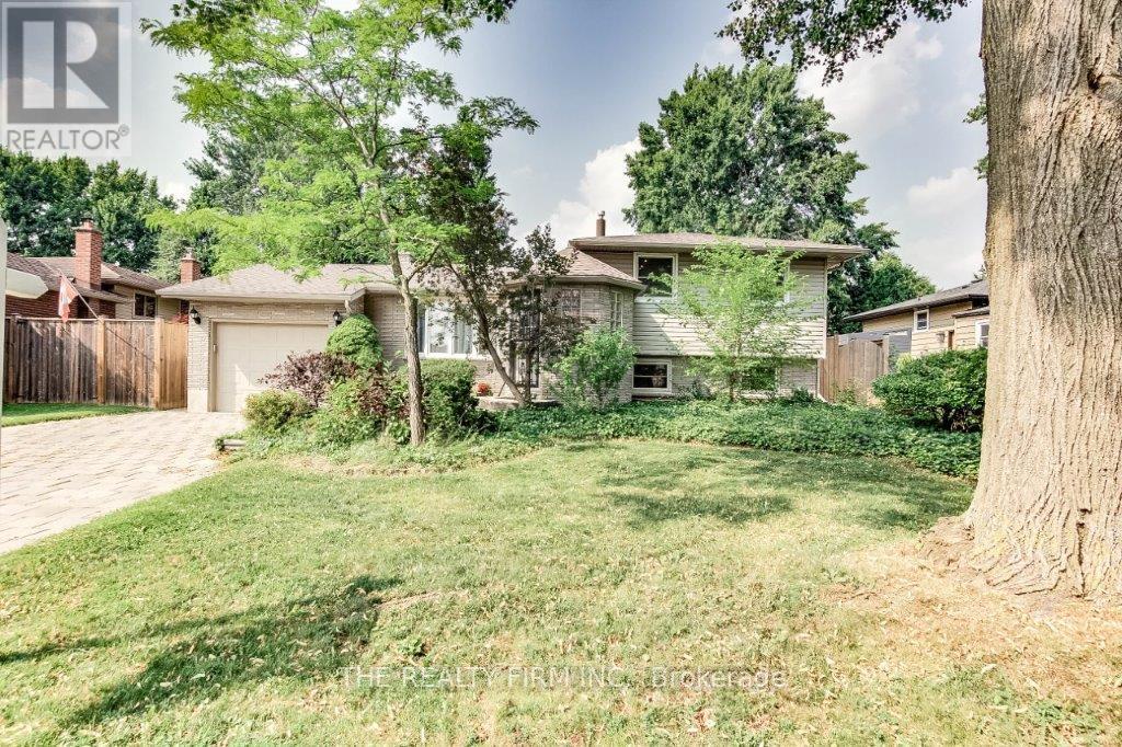 79 Mendip Cres, London, ON N6E 1H2