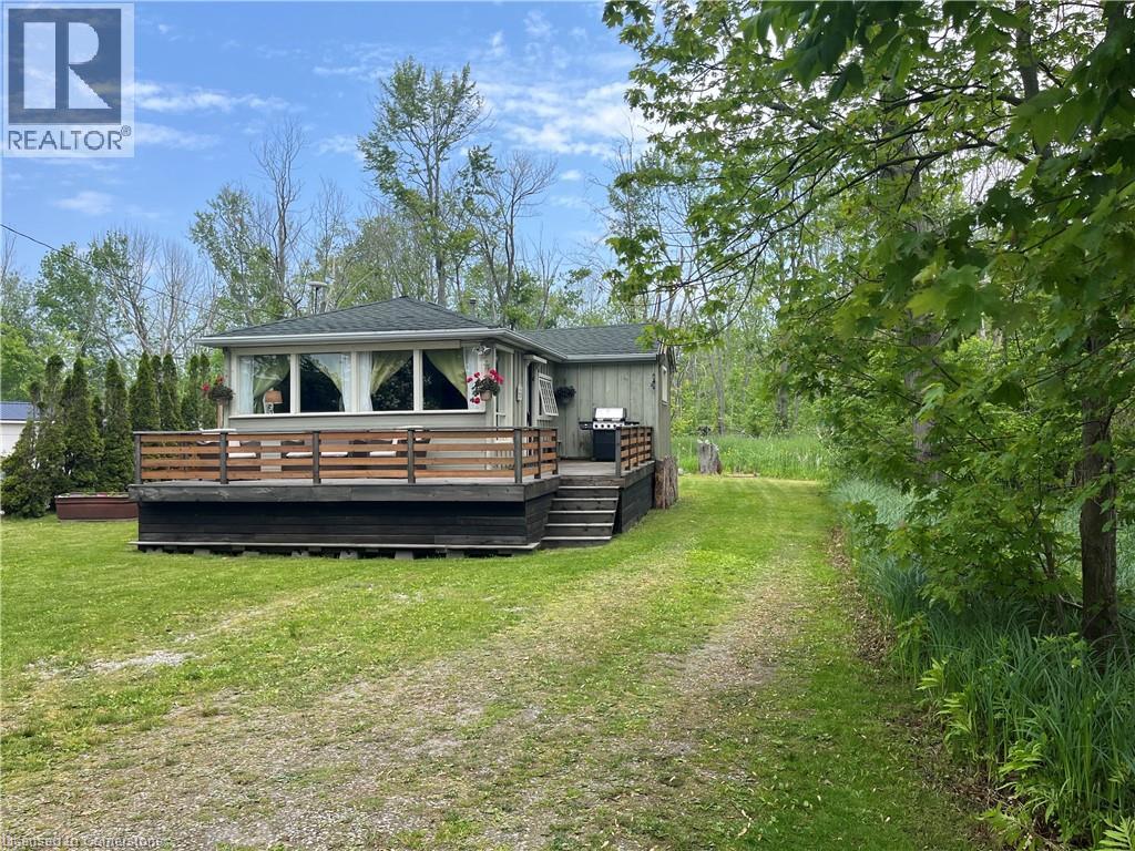 826 Sandy Bay Rd, Dunnville, ON N1A 2W6