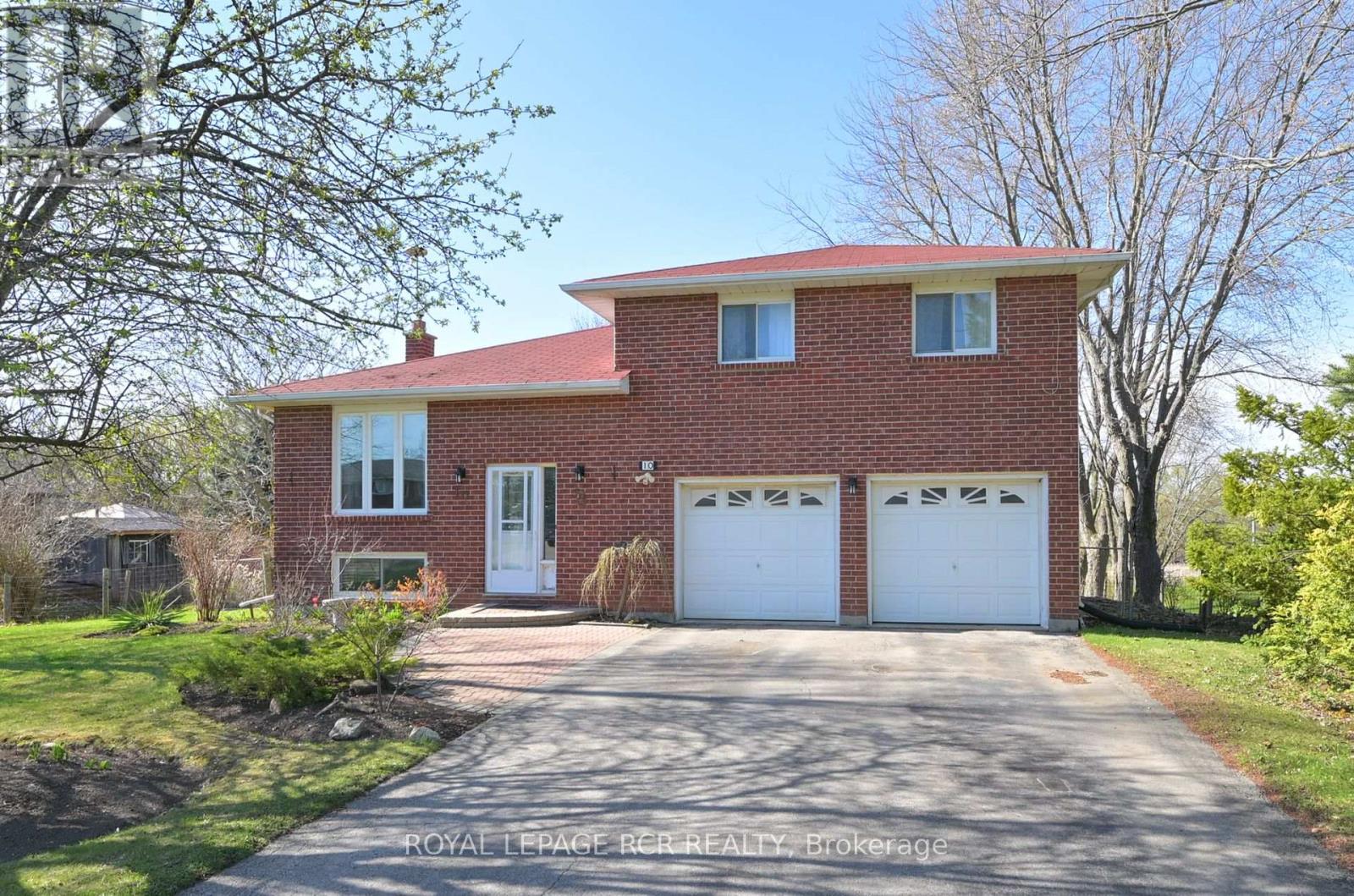 10 Joseph St, Adjala-Tosorontio, ON L0G 1L0