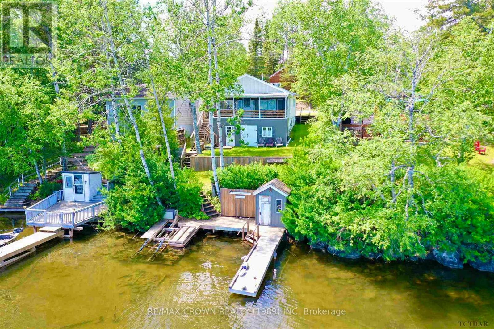 10 Paterson Rd, Moonbeam, ON P0L 1V0