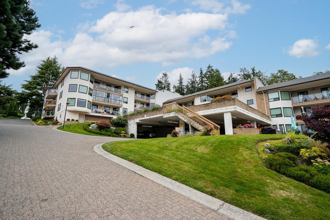 1350 Vidal Street Unit 519, White Rock, BC V4B 5G6
