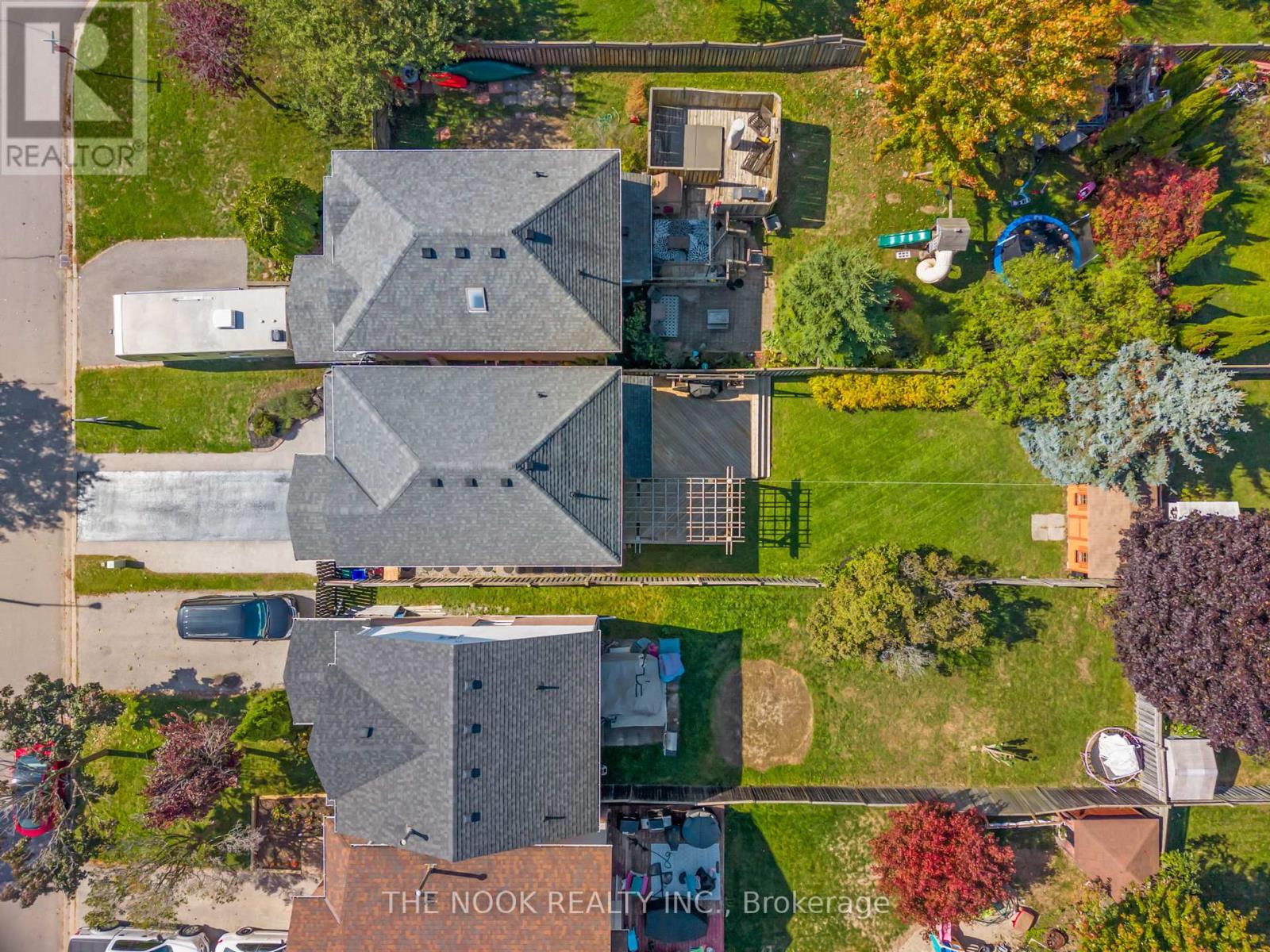 4 Hearthstone Cres, Clarington, ON L1E 2X7
