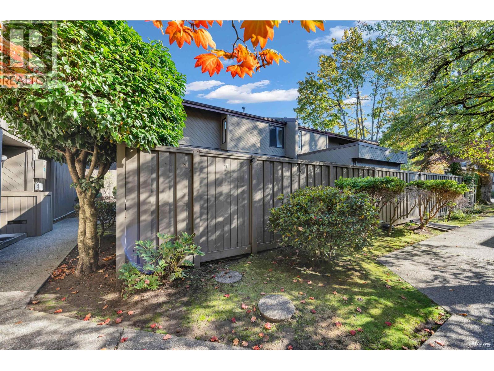 9280 Glenallan Drive Unit 7, Richmond, BC V7A 2S8