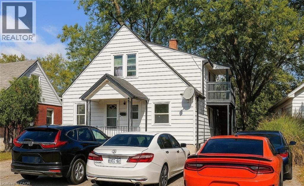 96 Emery St W, London, ON N6J 1R8