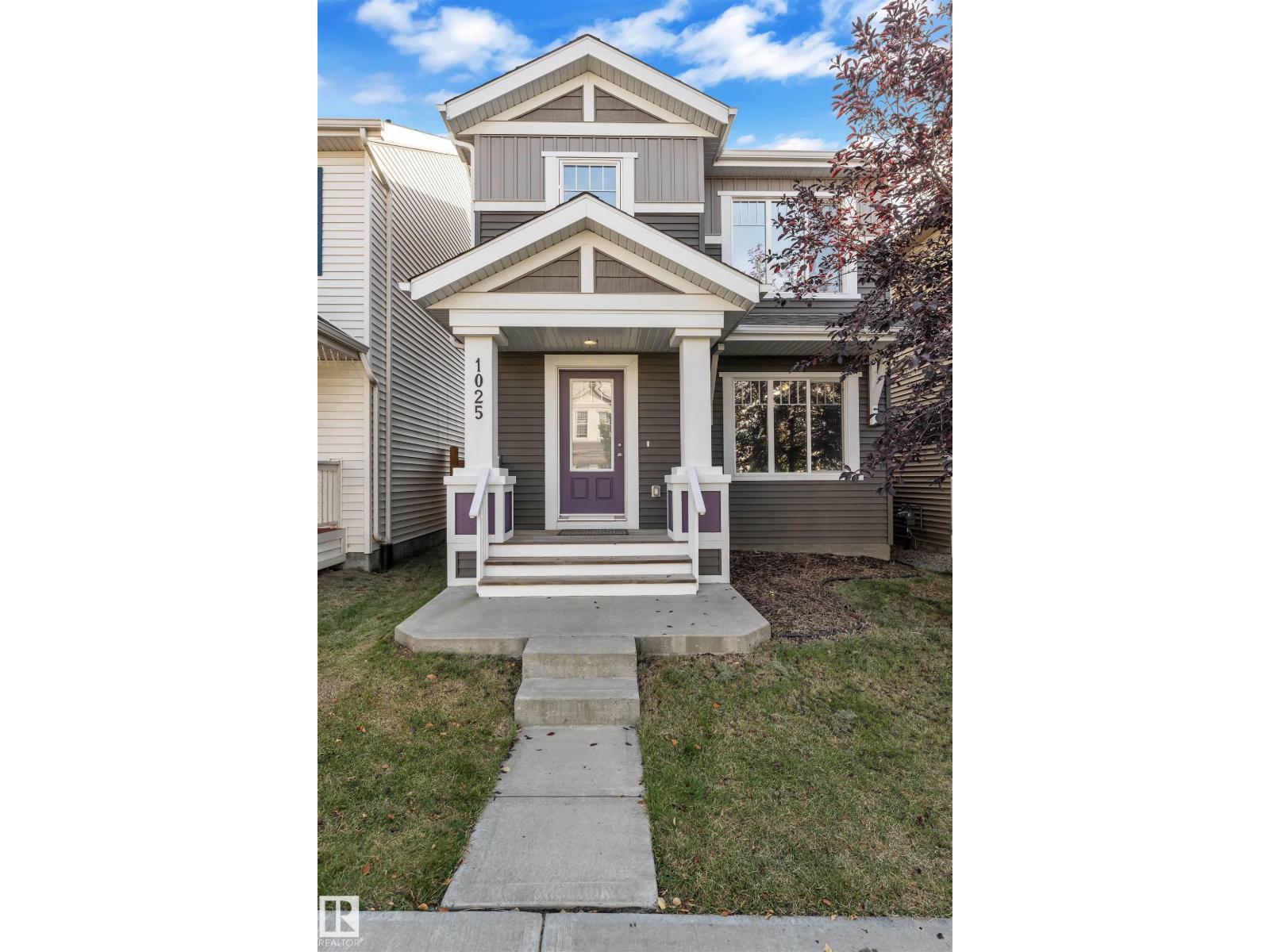1025 E Bend Bn NW, Edmonton, AB T6M 0V4