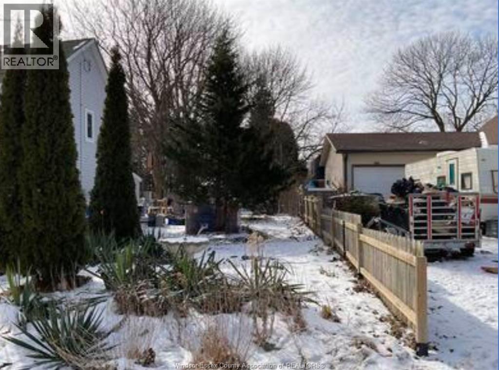 90 Woods St, Chatham-Kent, ON N7L 3R2