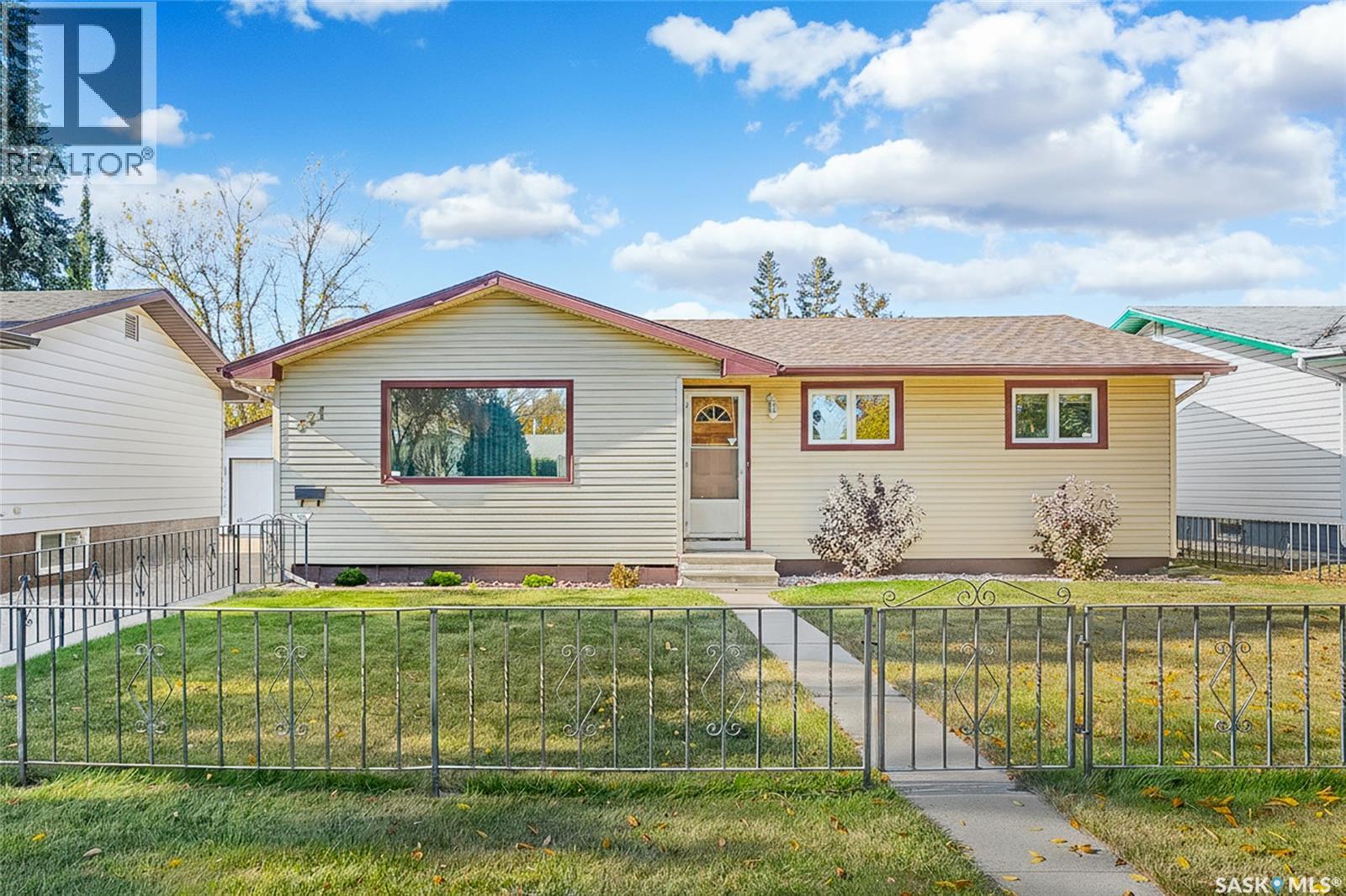 421 Winnipeg Ave S, Saskatoon, SK S7M 3M6