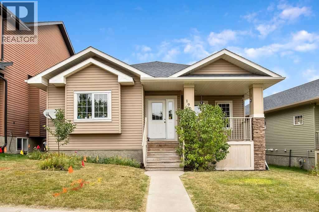 1908 High Country Dr, High River, AB T1V 0A5