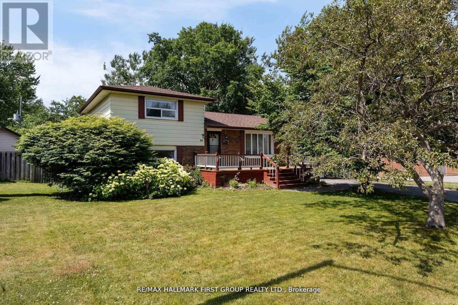 20 Lambard Cres, Ajax, ON L1S 1M5