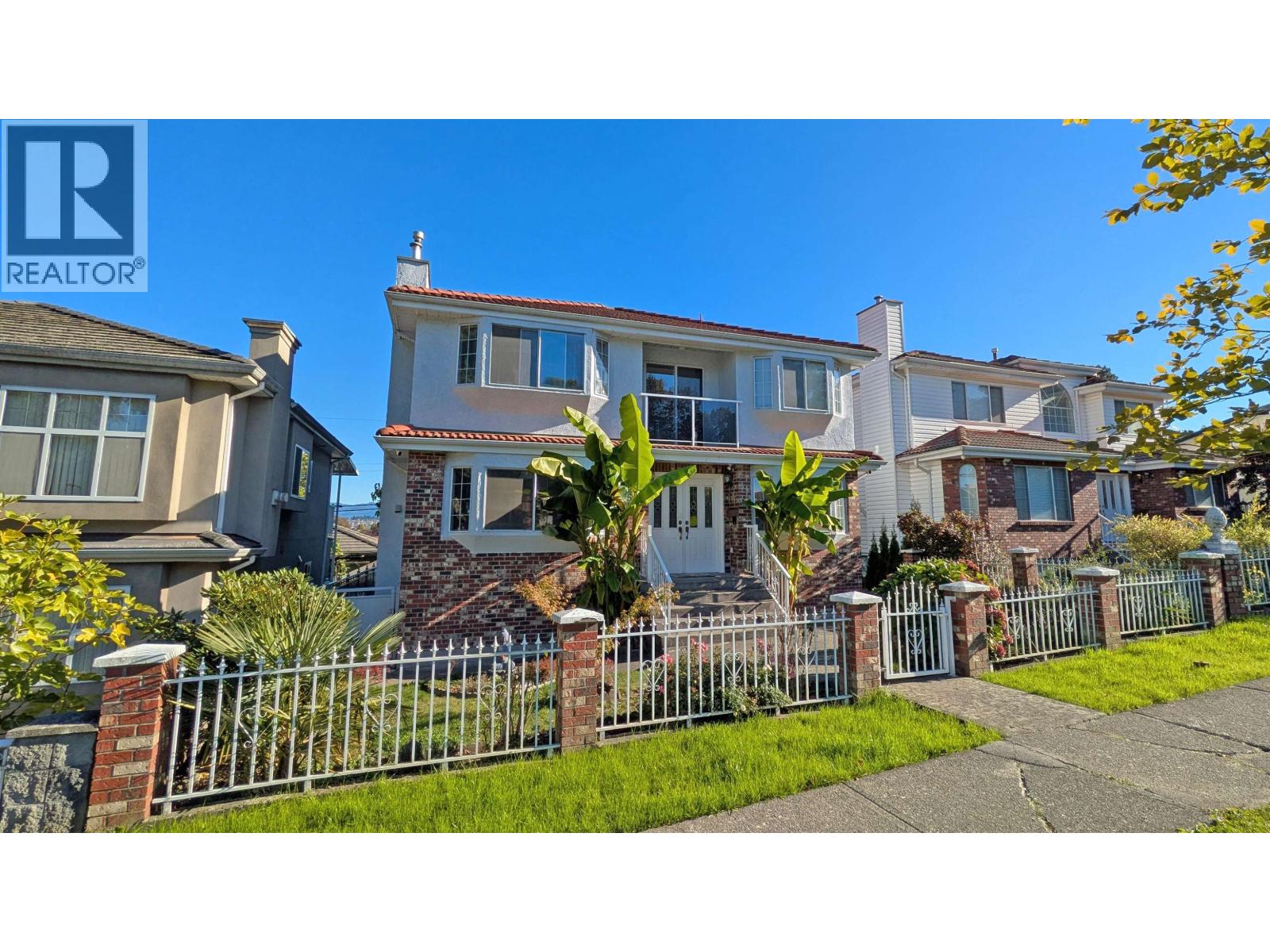 3549 Anzio Dr, Vancouver, BC V5M 4E2