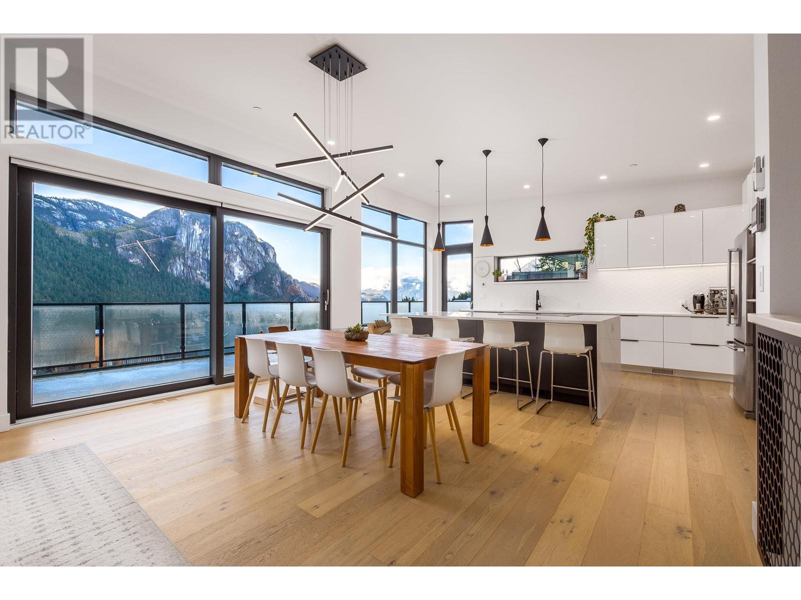 2193 Crumpit Woods Dr, Squamish, BC V8B 0T6