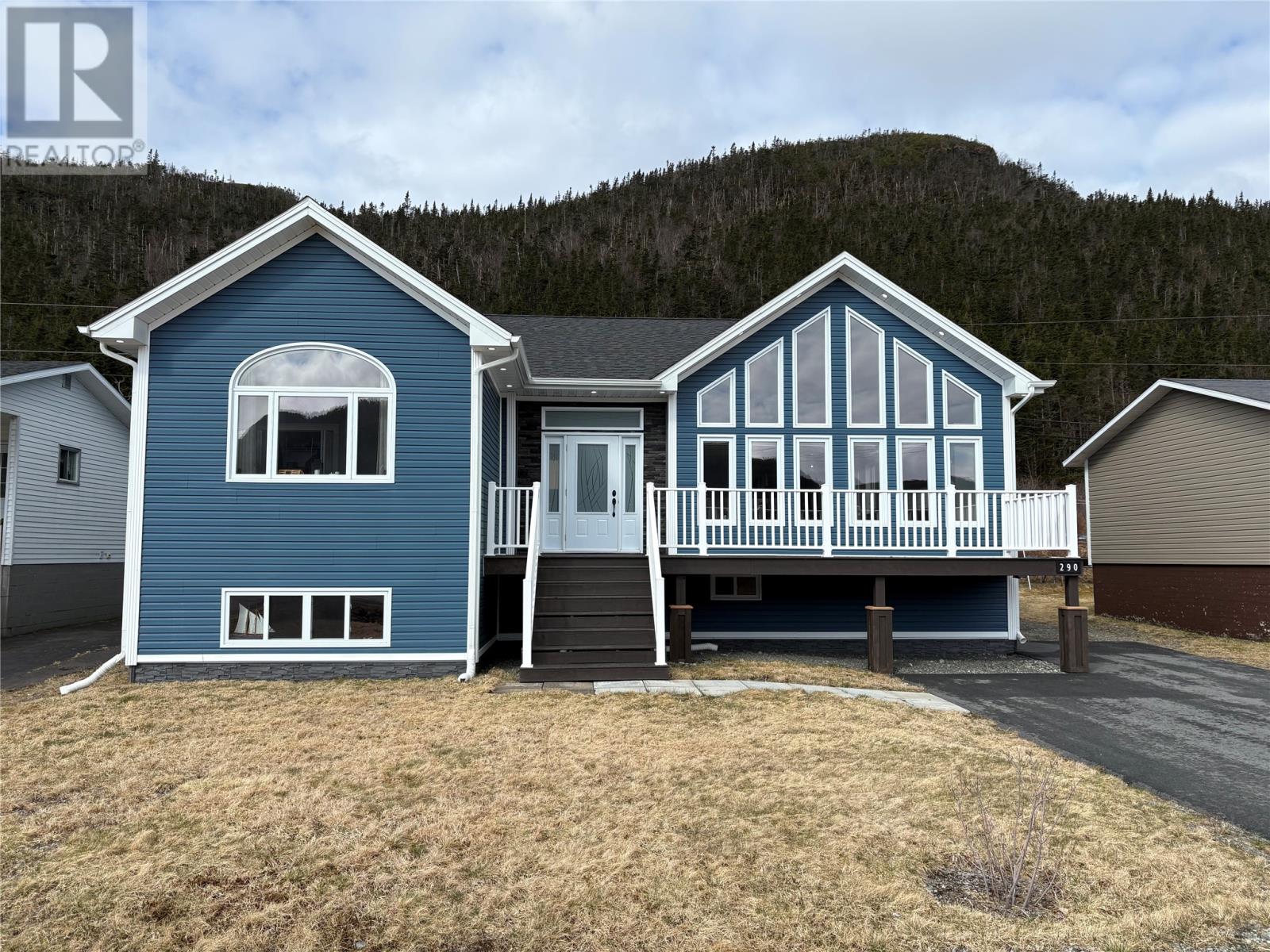 290 Main Rd, Hermitage, NL A0H 1S0