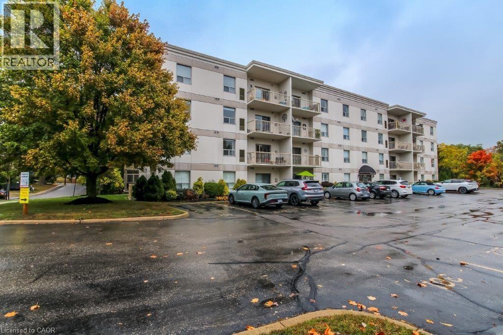 12 St Andrew Street Unit 105, Port Dover, ON N0A 1N1