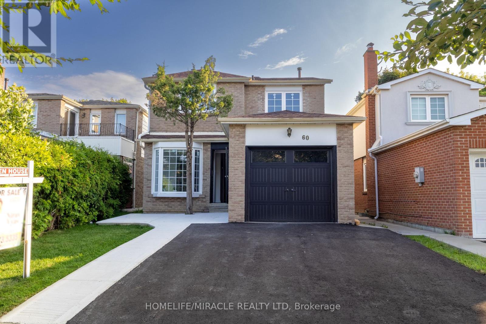 60 Denlow Dr, Brampton, ON L6Y 2L5
