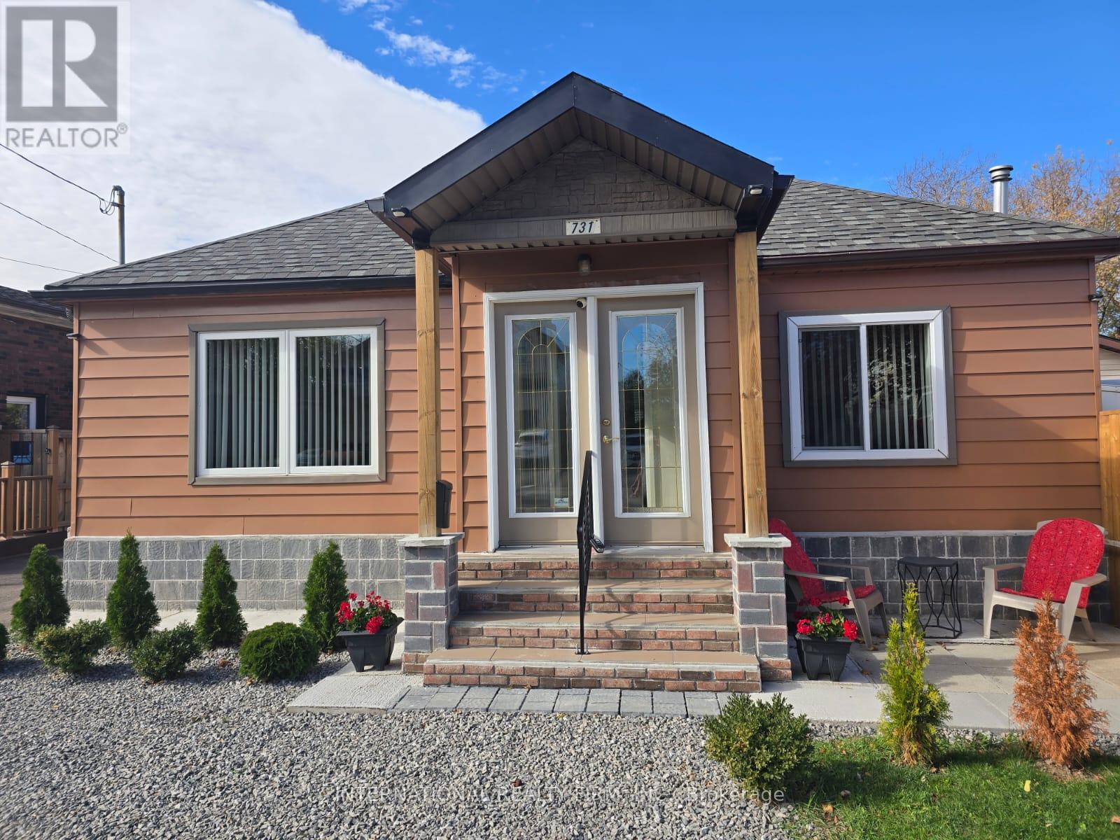 731 Knox Ave, Hamilton, ON L8H 6K7