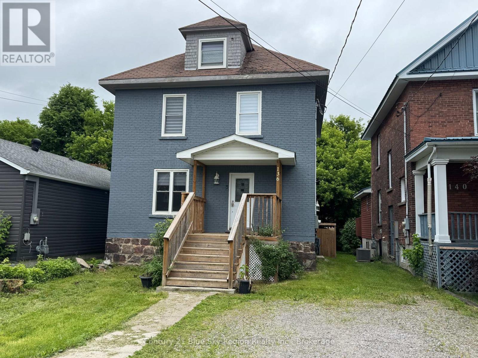 136 Second Ave E, North Bay Central, ON P1B 1L2