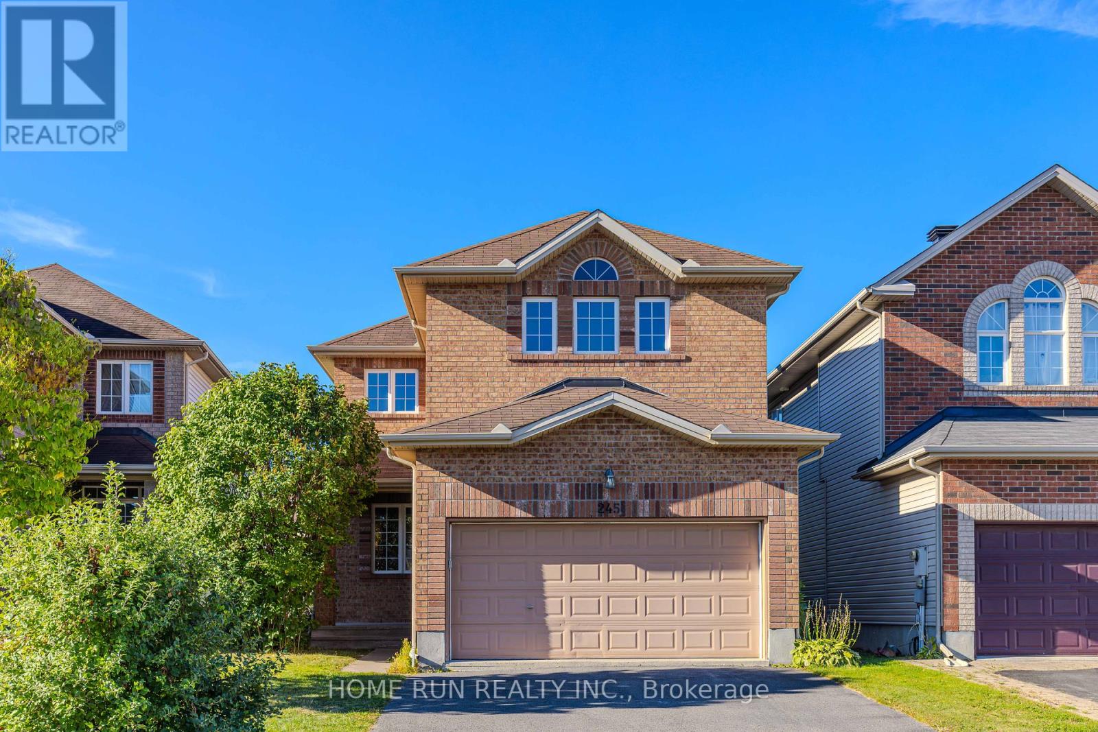 245 Kiwanis Ct, Ottawa, ON K1T 0H6