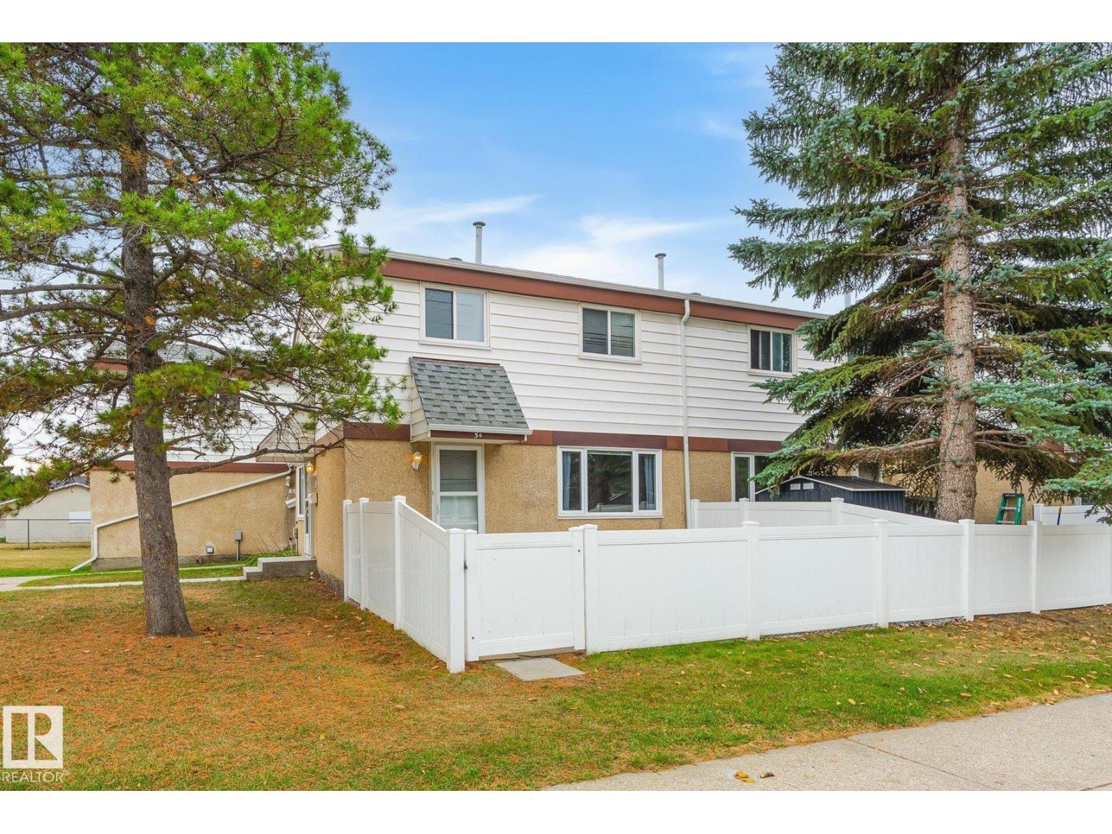 5 Twin Tc NW #c, Edmonton, AB T6K 1V4