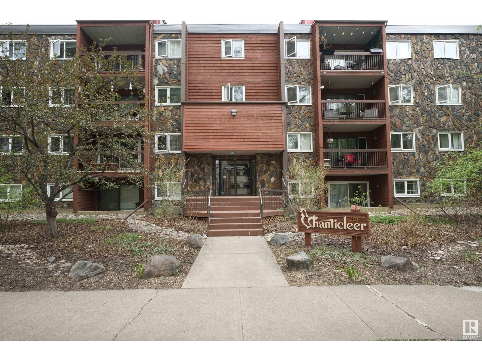 10160 119 Street Northwest #21, Edmonton, AB T5K 1Y9