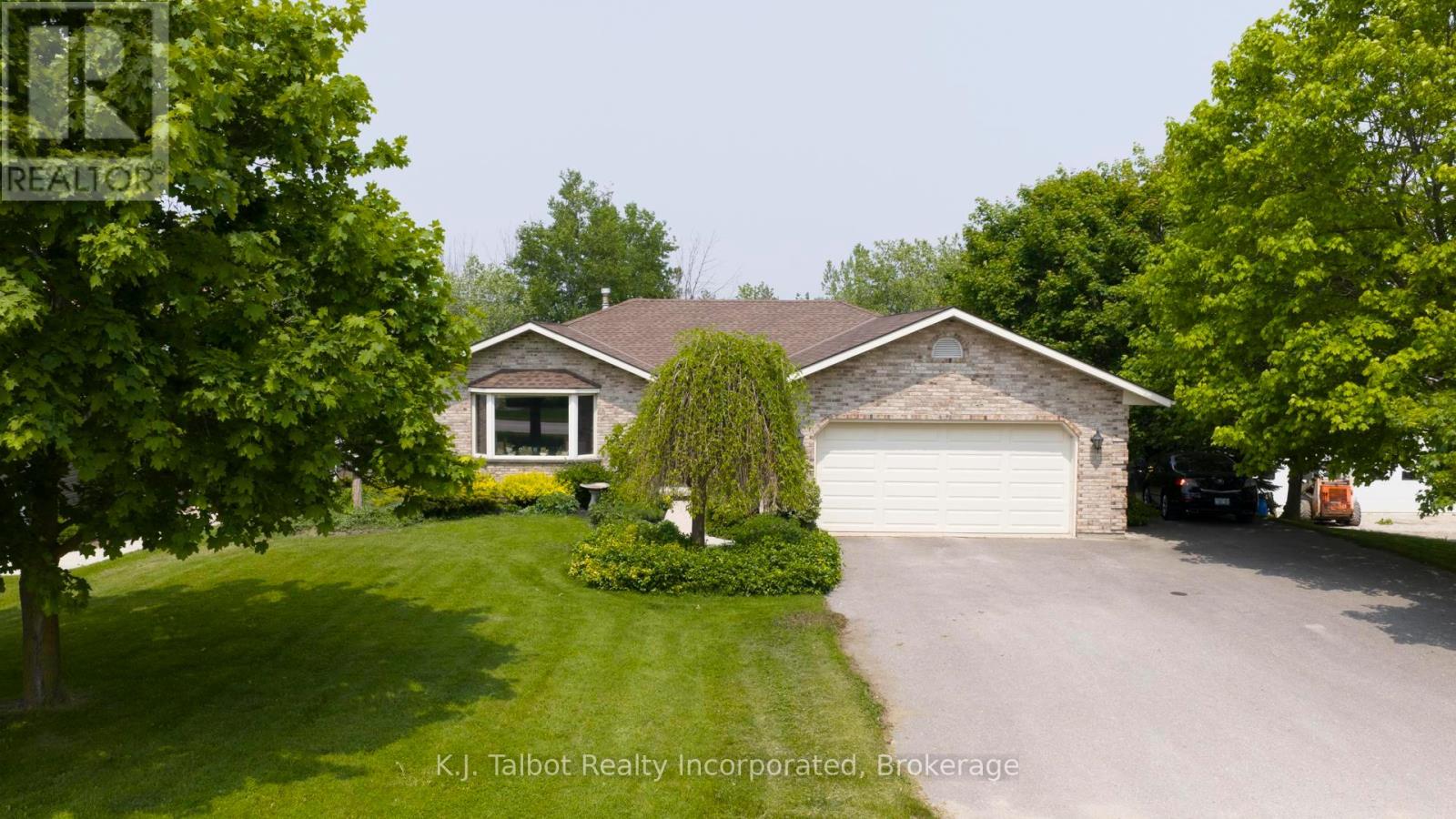 386 Templeton St, North Huron Blyth, ON N0M 1H0