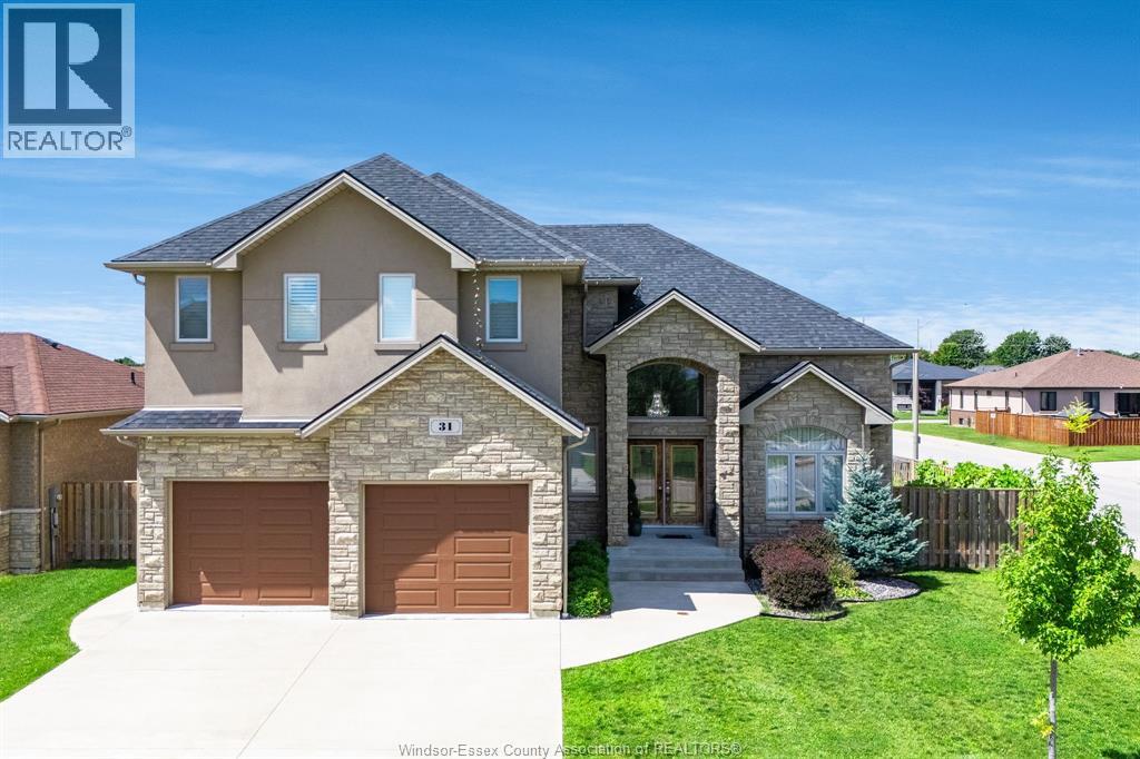 31 Heathview Trl, Leamington, ON N8H 0C5