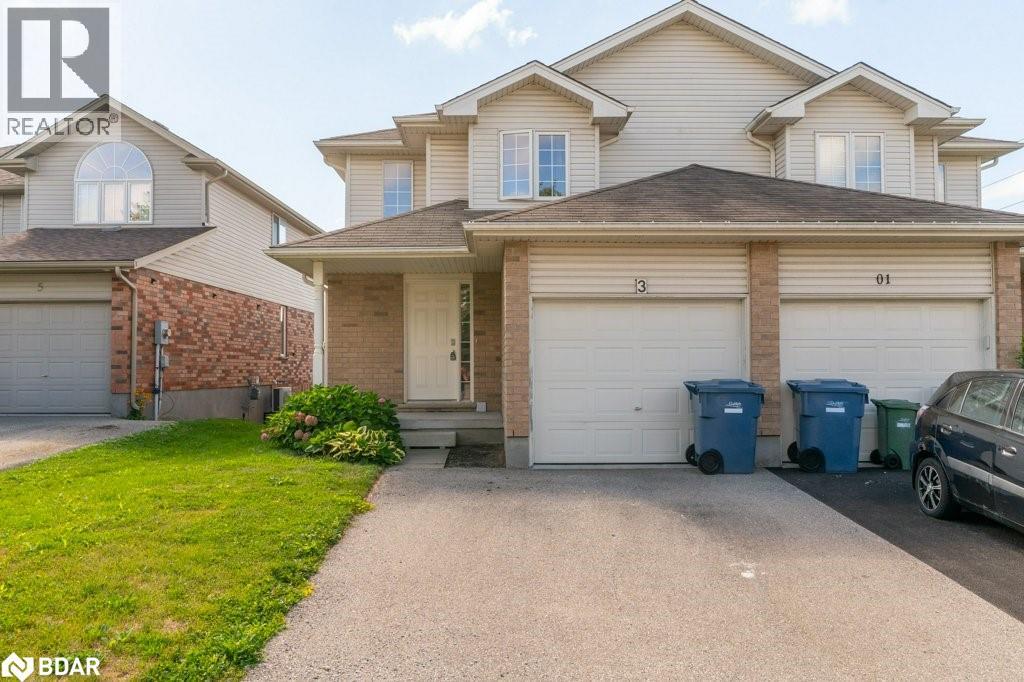 3 Davison Dr, Guelph, ON N1E 0C1