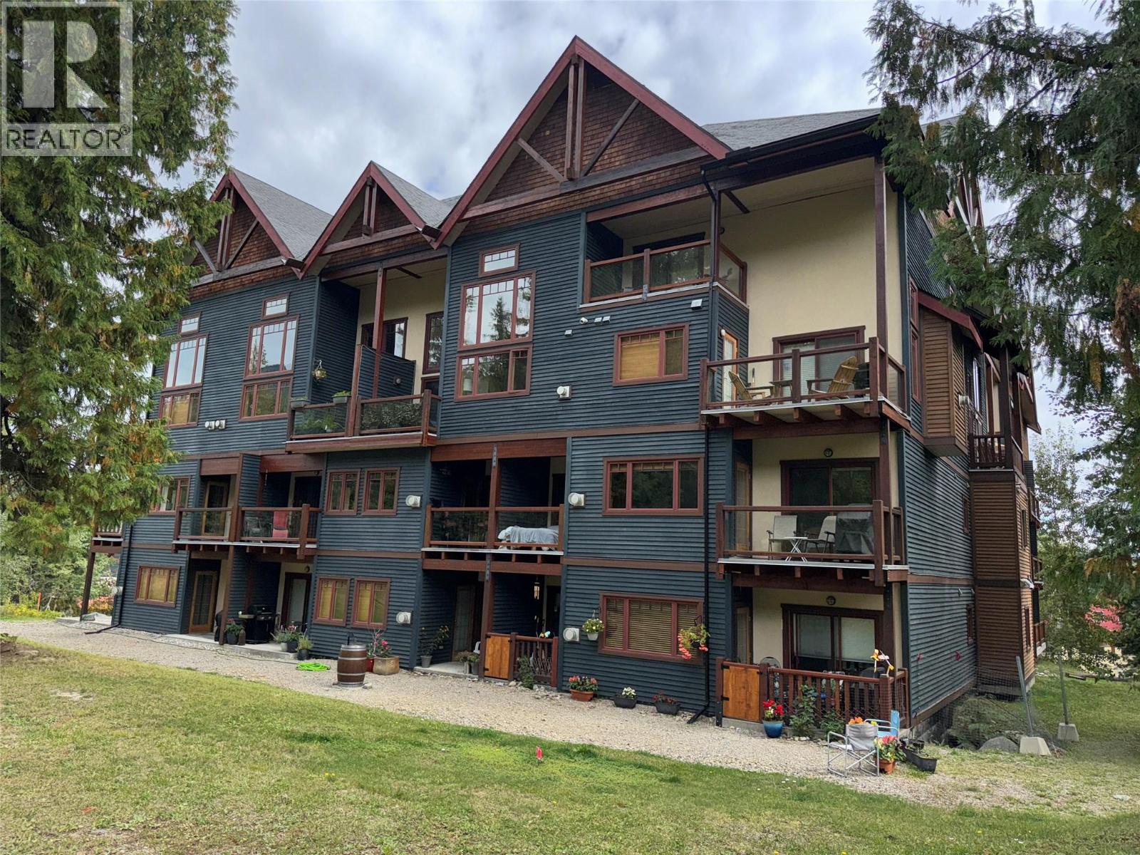 1005 Mountain View Road Unit 4d, Rossland, BC V0G 1Y0