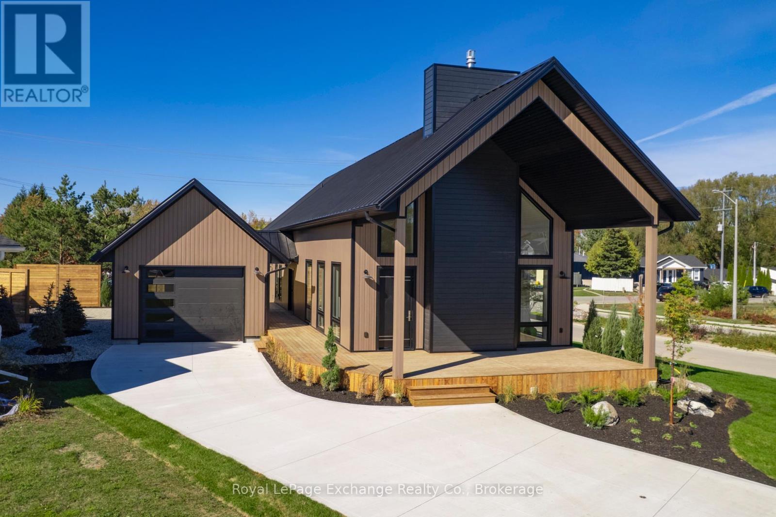 2 Marshall Pl, Saugeen Shores, ON N0H 2L0