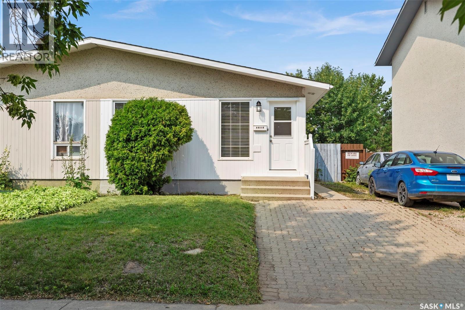 2914 33rd Street West, Saskatoon, SK S7L 0X9