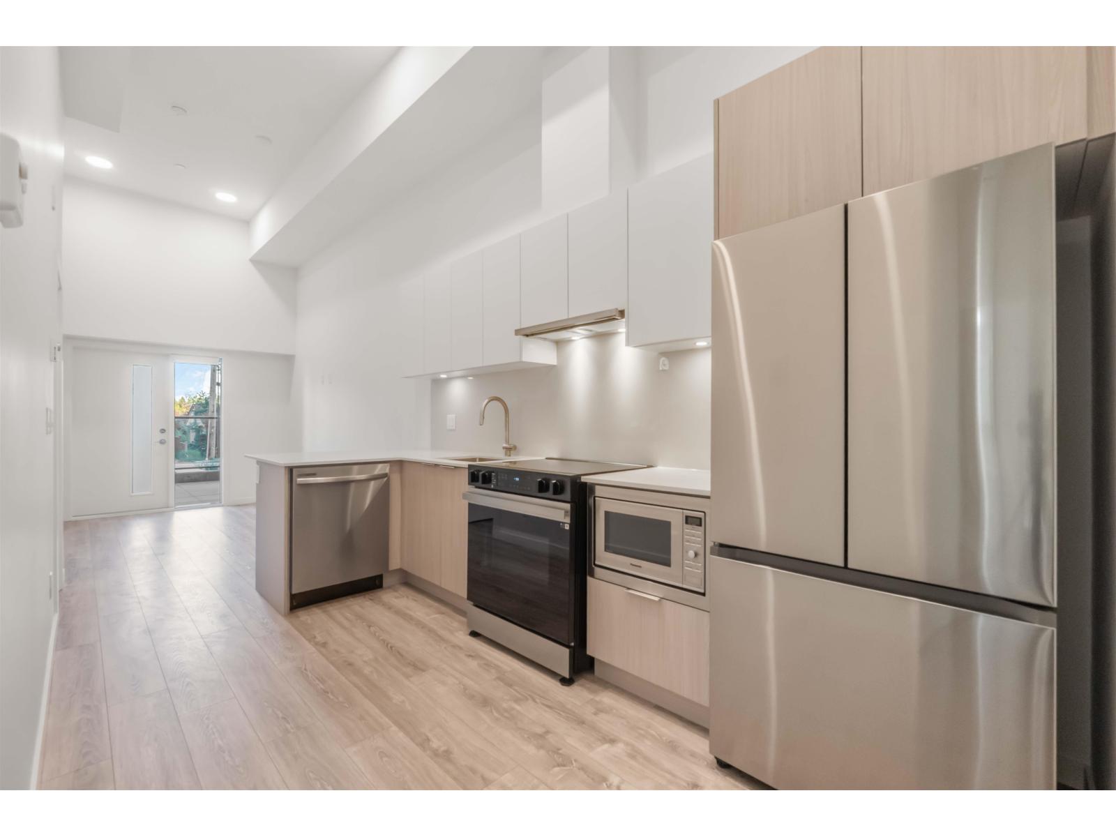10829 140 Street Unit 107, Surrey, BC V3R 0H4