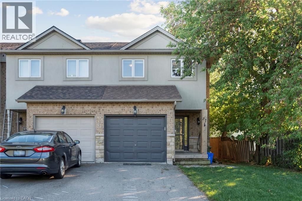 27 Pettit St, Stoney Creek, ON L8E 5V7