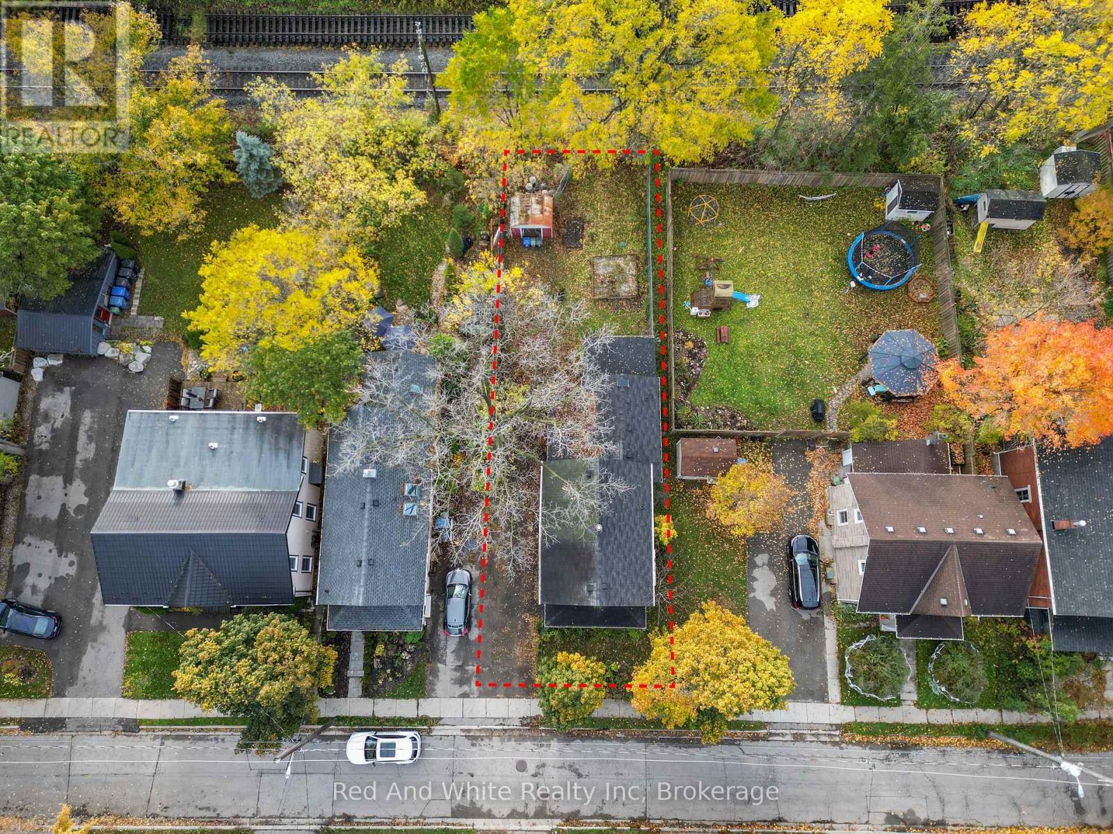 18 Foster Ave, Guelph, ON N1H 3B3