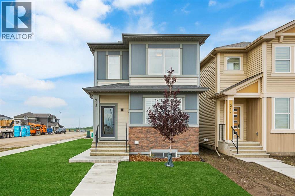 215 Belvedere Cres SE, Calgary, AB T2A 7Y5