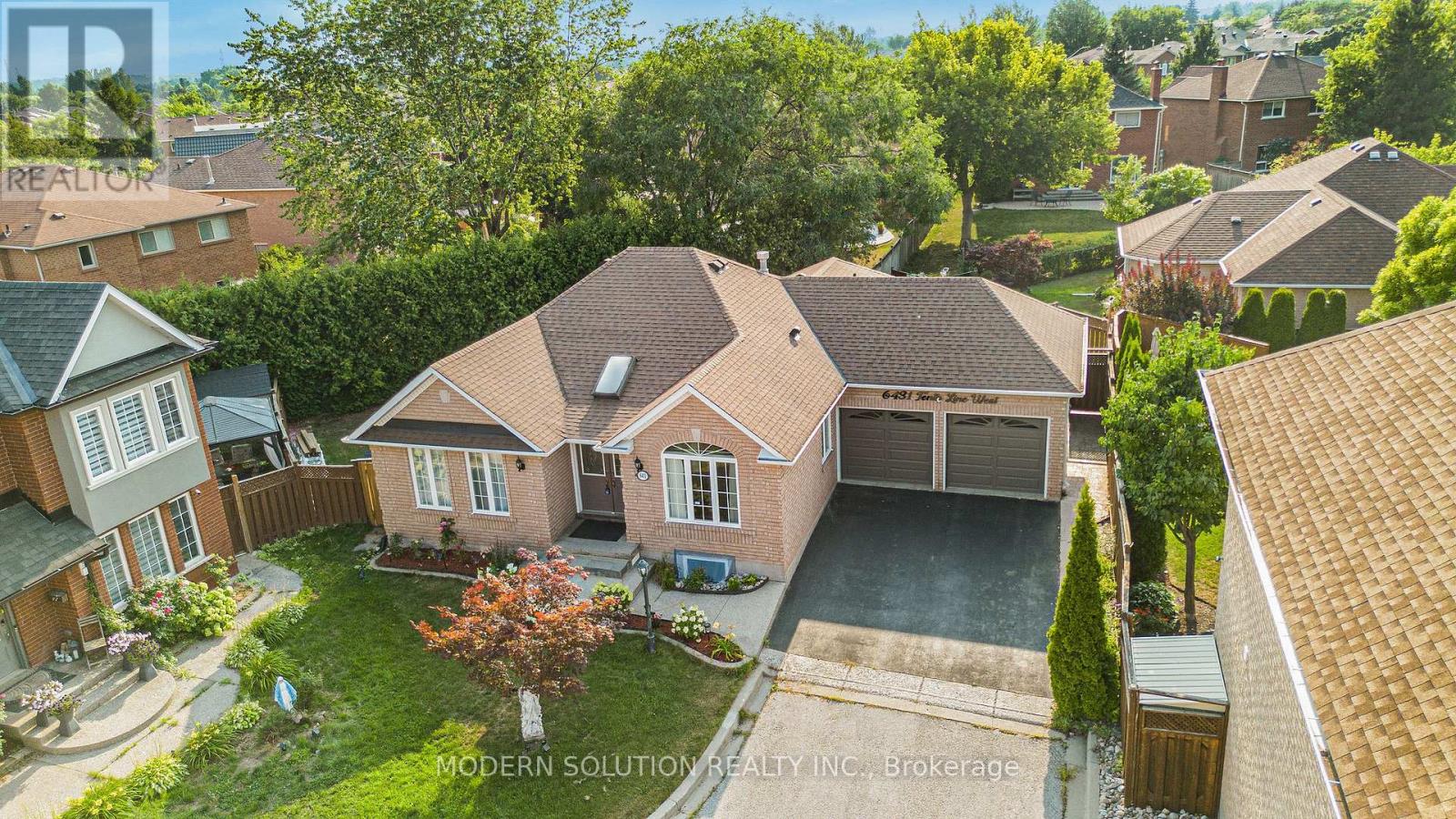 6431 Tenth Line W, Mississauga, ON L5N 7J5