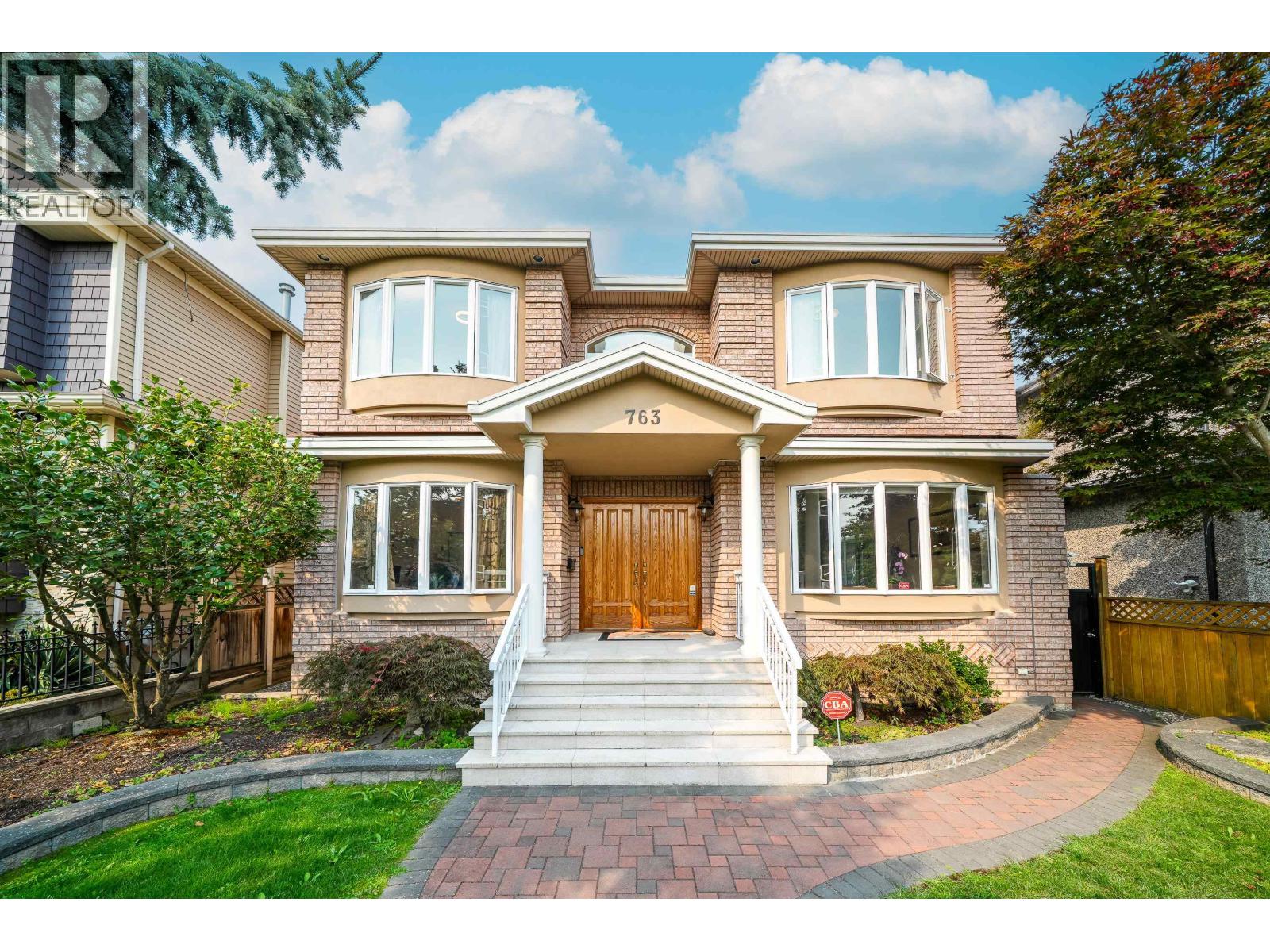 763 W 64th Ave, Vancouver, BC V6P 2L2