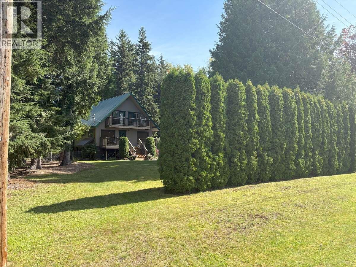 2314 Cramer St, Terrace, BC V8G 2K7