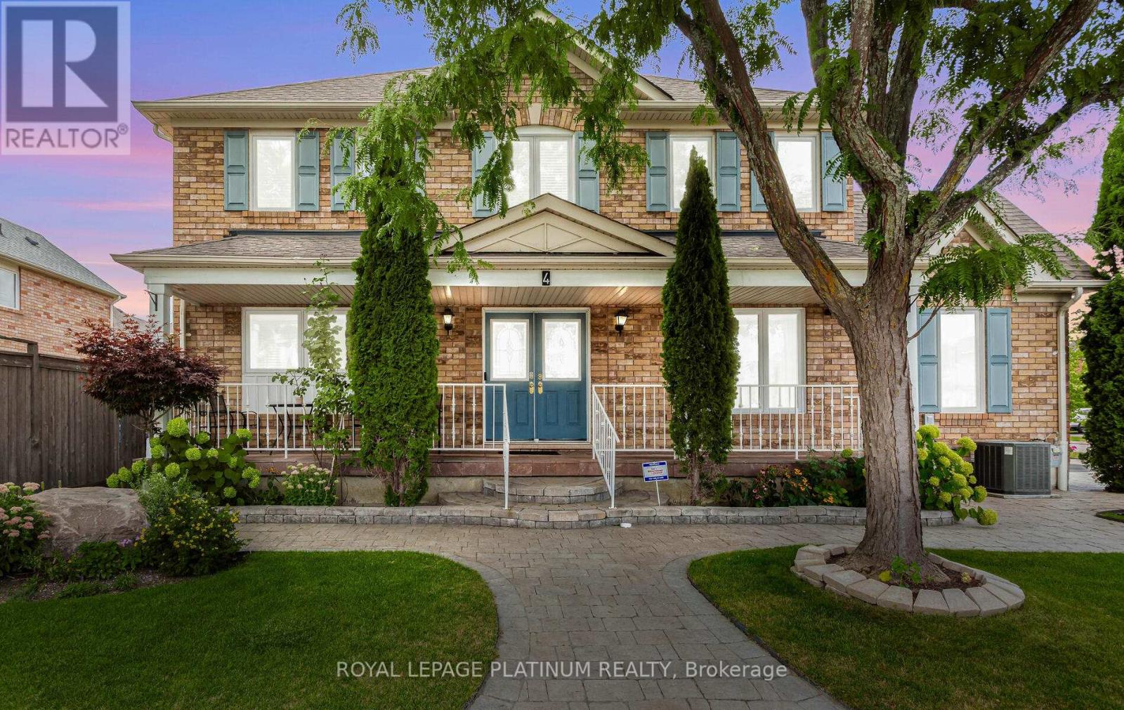 4 Skipperhill Cres, Toronto, ON M1X 1W1