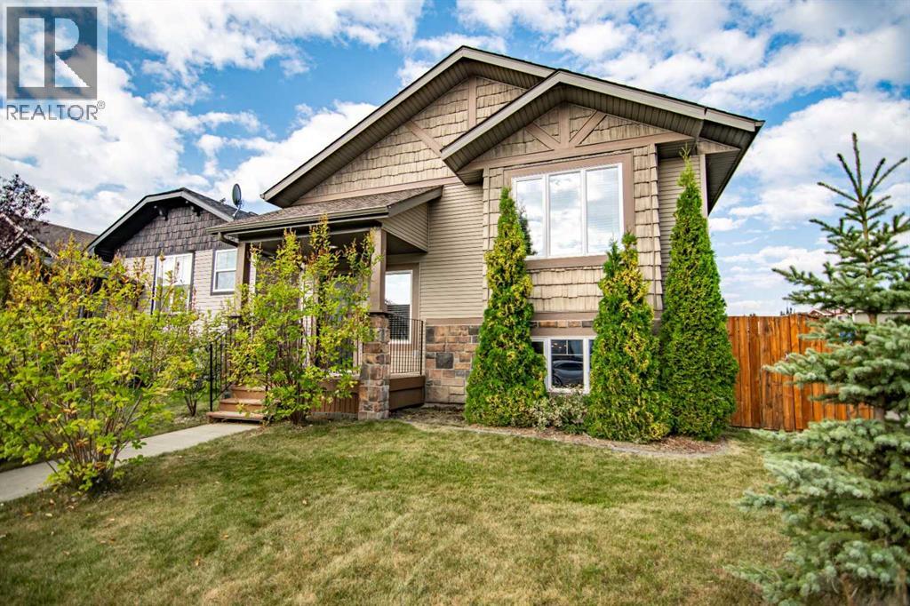 10 Reynolds Rd, Sylvan Lake, AB T4S 0C2