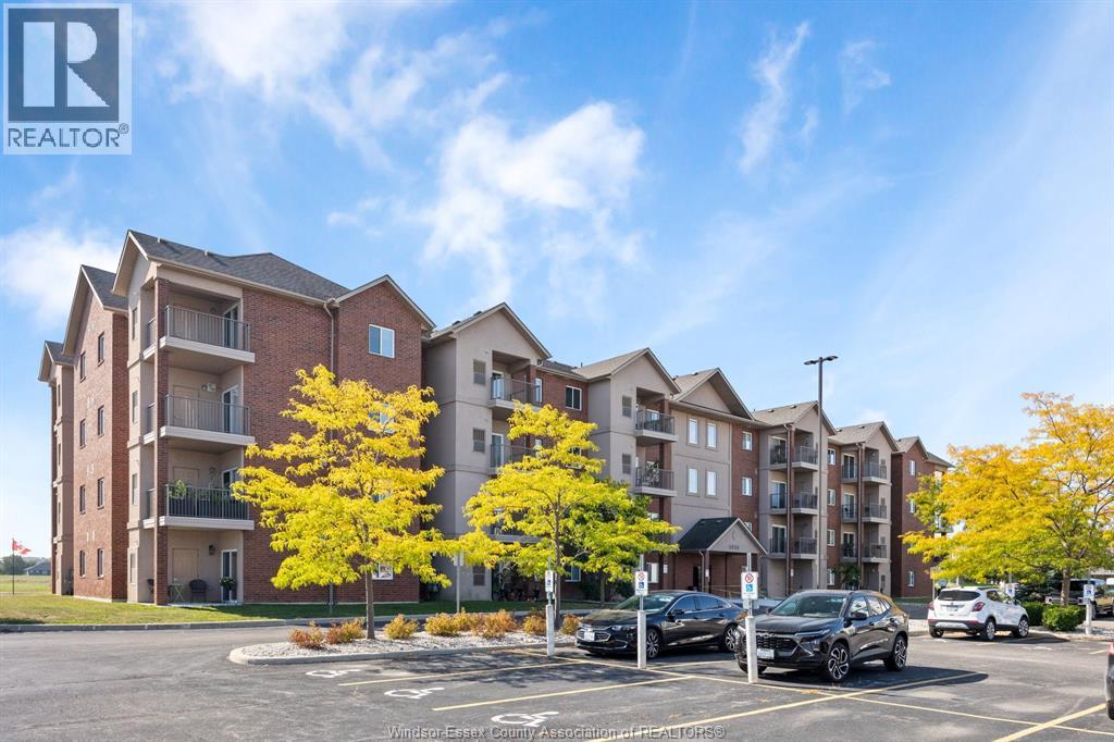 2650 Sandwich West Parkway Unit 403, Lasalle, ON N9H 0A7