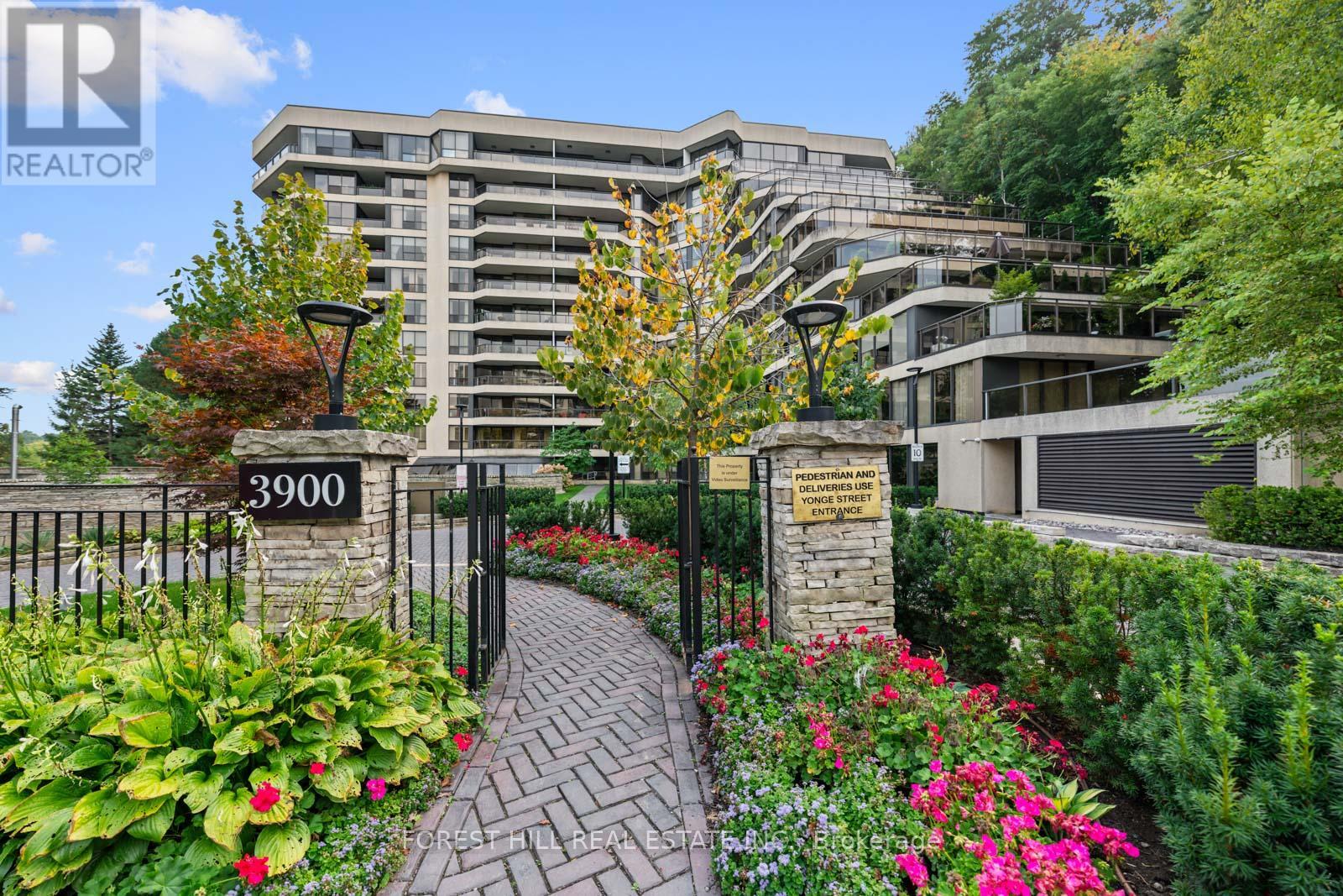 417 3900 Yonge St, Toronto, ON M4N 3N6