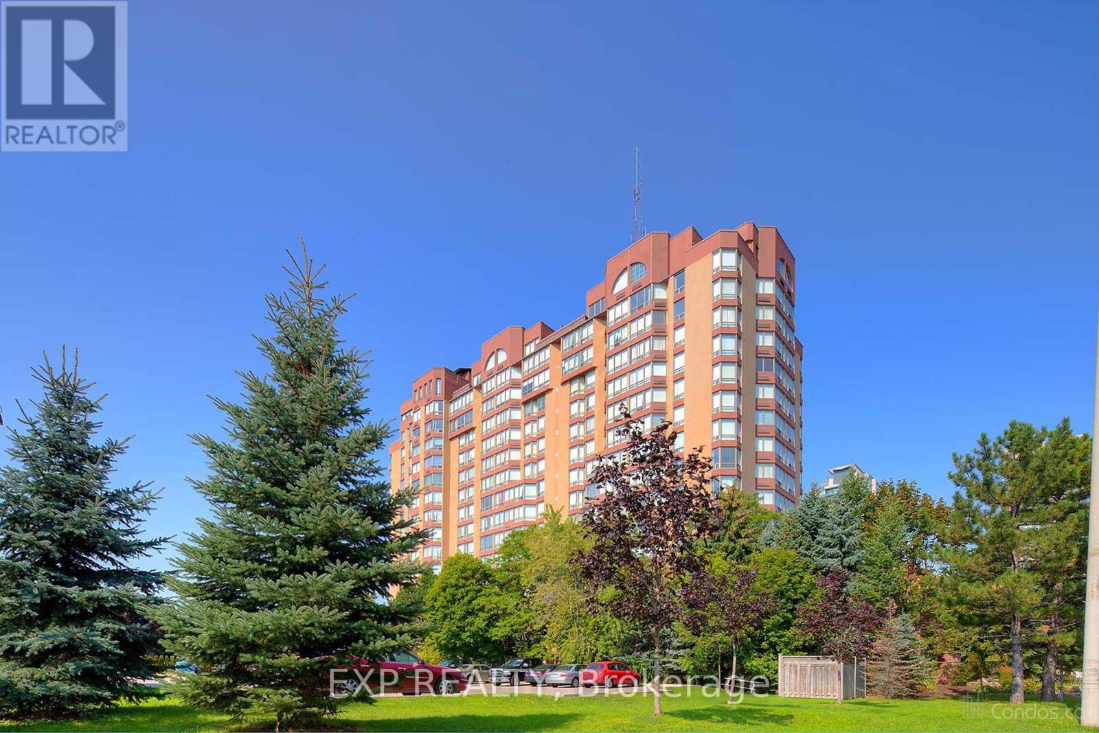 707 25 Fairview Rd W, Mississauga, ON L5B 3Y8
