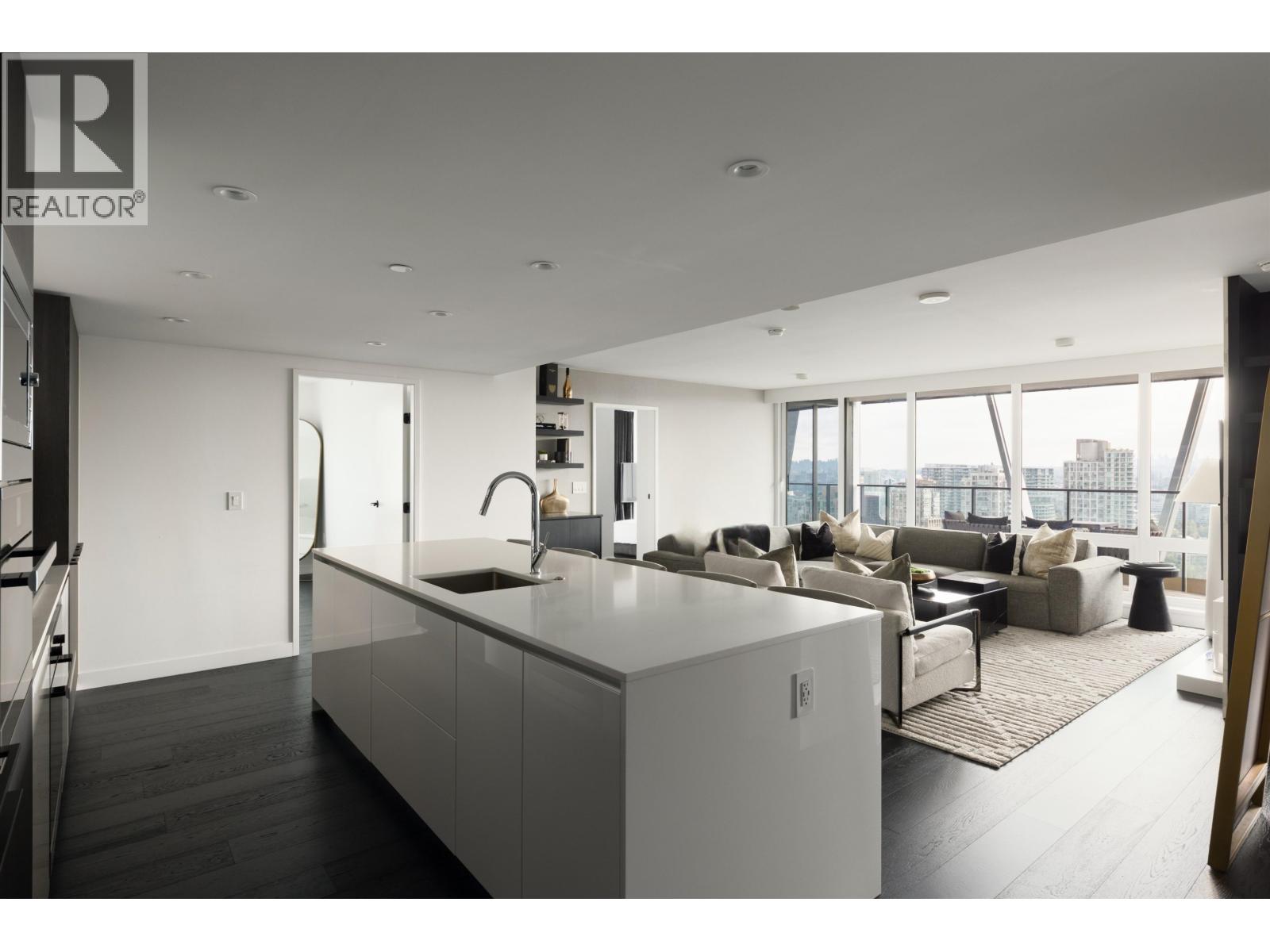 1111 Richards Street Unit 2504, Vancouver, BC V6B 0S3